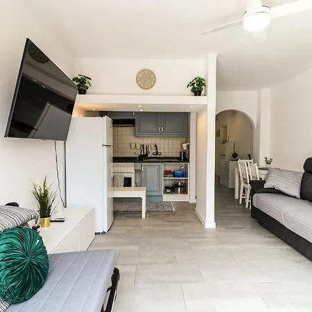 Beautiful Floor With Heated Swimming Pool Golf Del Sur Apartamento San Miguel de Abona